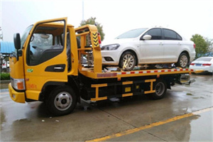 日照附近拖车救援24小时服务热线